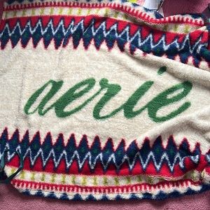 NWT Aerie Sherpa blanket